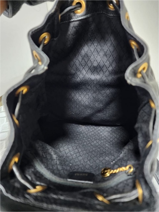 Authentic Gucci Vintage Leather Backpack Black main image 11